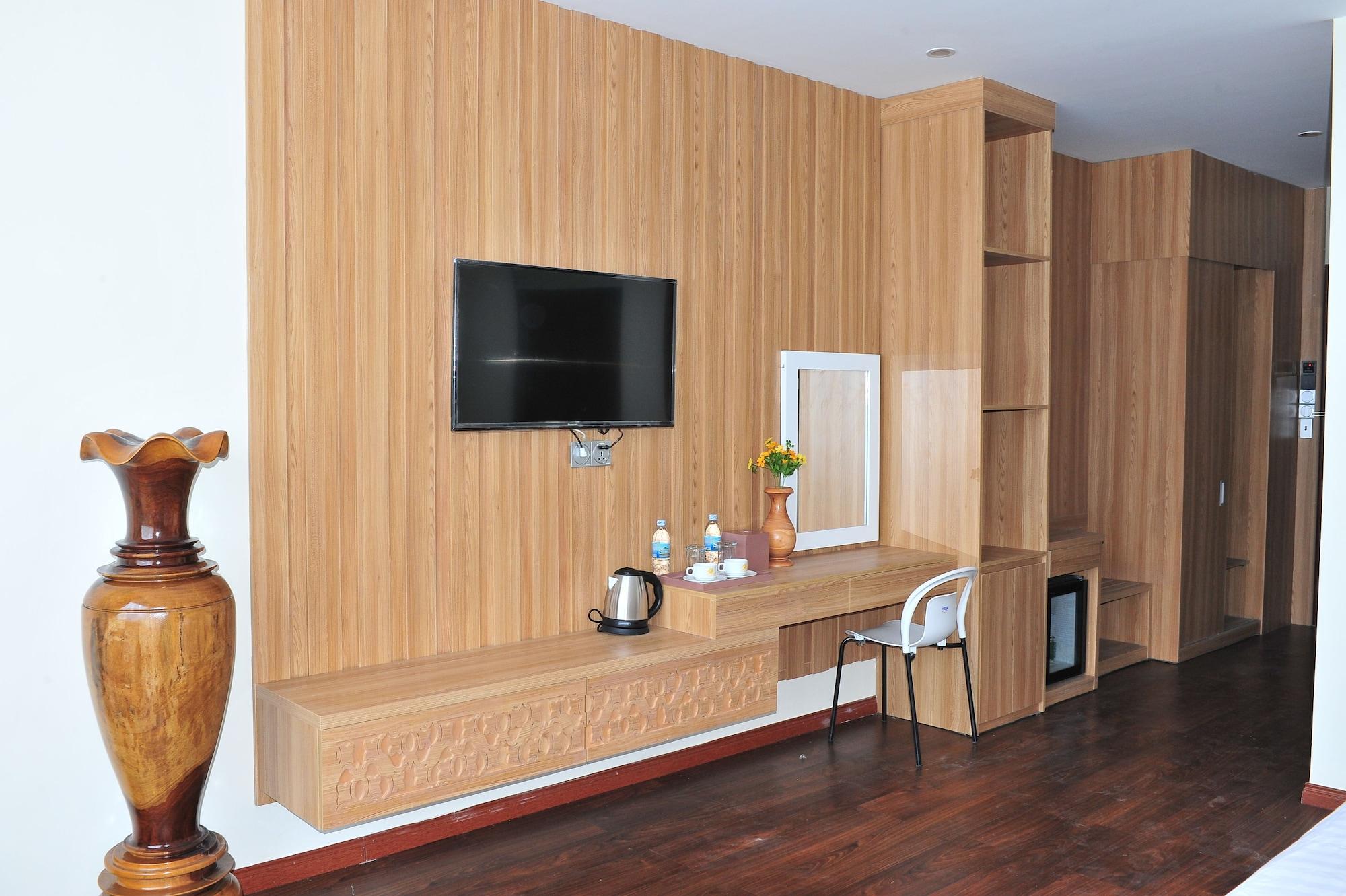 נה טראנג Sen Vang Luxury Hotel מראה חיצוני תמונה