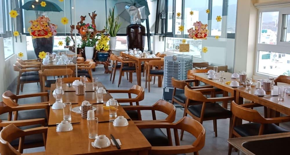 נה טראנג Sen Vang Luxury Hotel מראה חיצוני תמונה