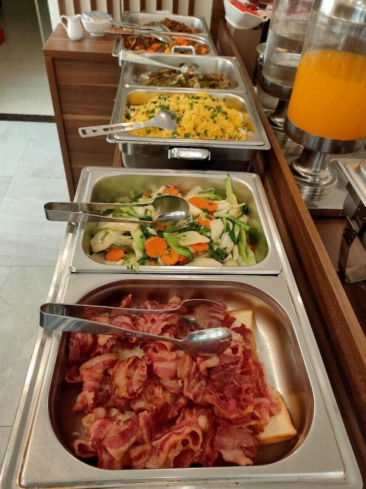 נה טראנג Sen Vang Luxury Hotel מראה חיצוני תמונה
